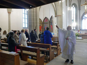 Lumen Christi - Auferstehungsmesse in St. Crescentius (© Karl-Franz Thiede)